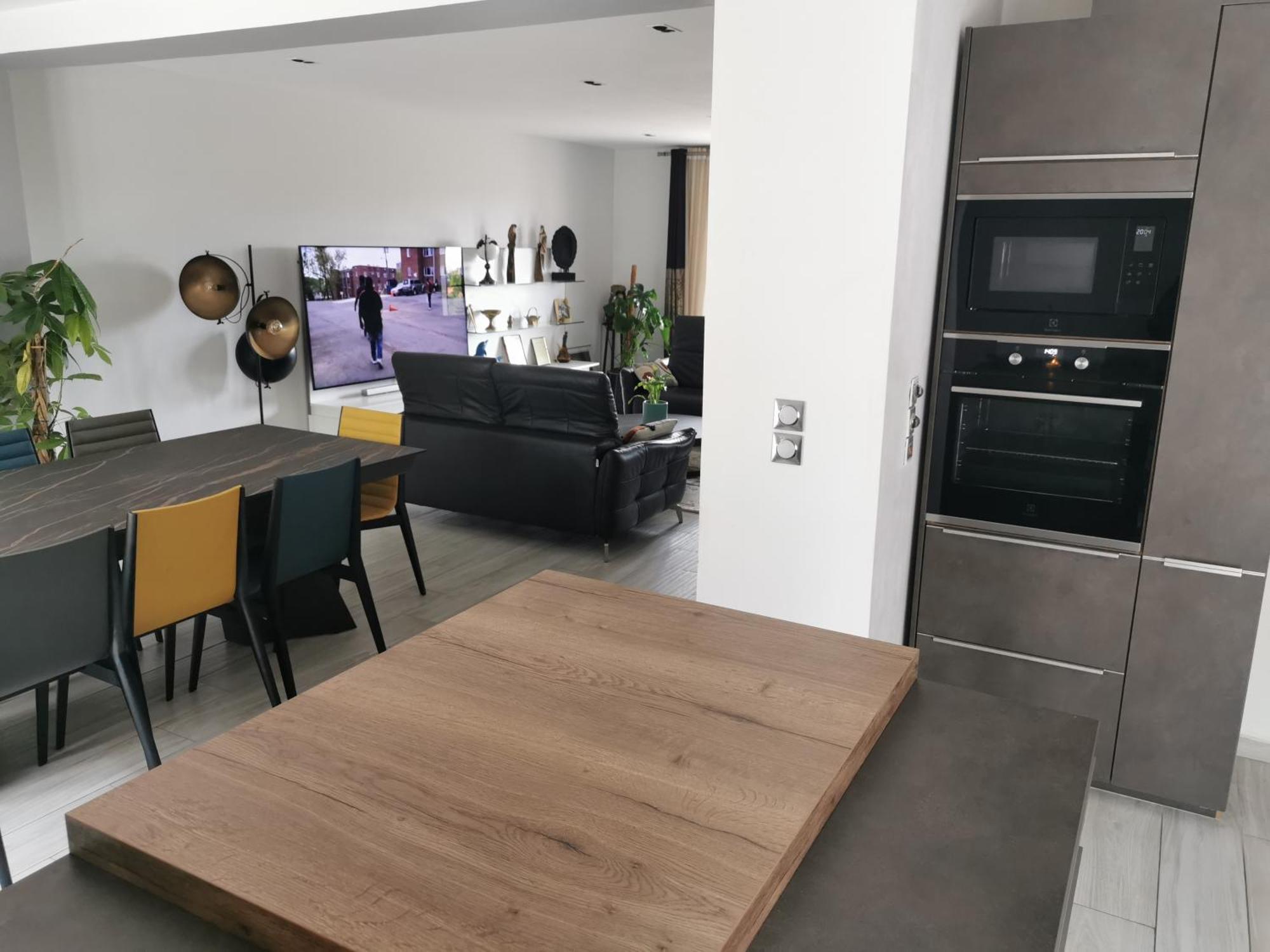 Villa,1598219523:JPEG