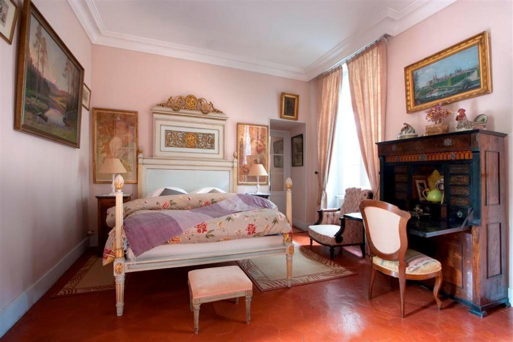 Chambre Double de Luxe Rose - Vue sur Jardin