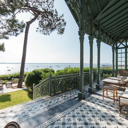 Villa Madeleine en 1ere ligne pour 13 personnes-3