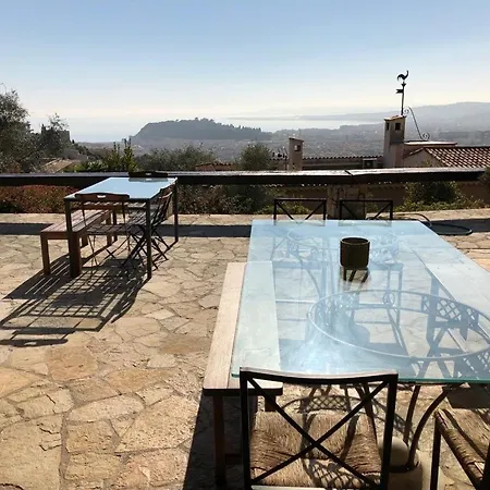 Villa loucisa Nice piscine vue mer 8 chambres 24 couchages-2