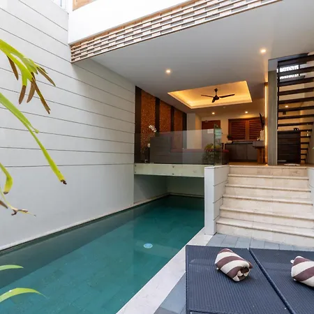 Villa Kayu Raja-3