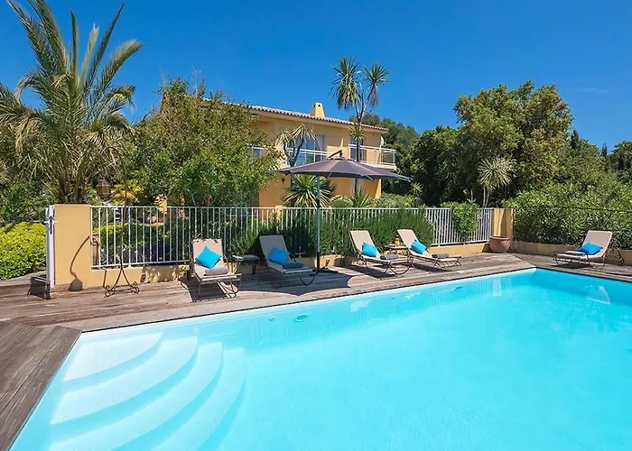 Villa RUSCANA AVEC PISCINE PRIVÉE Sainte-Lucie-de-Porto-Vecchio