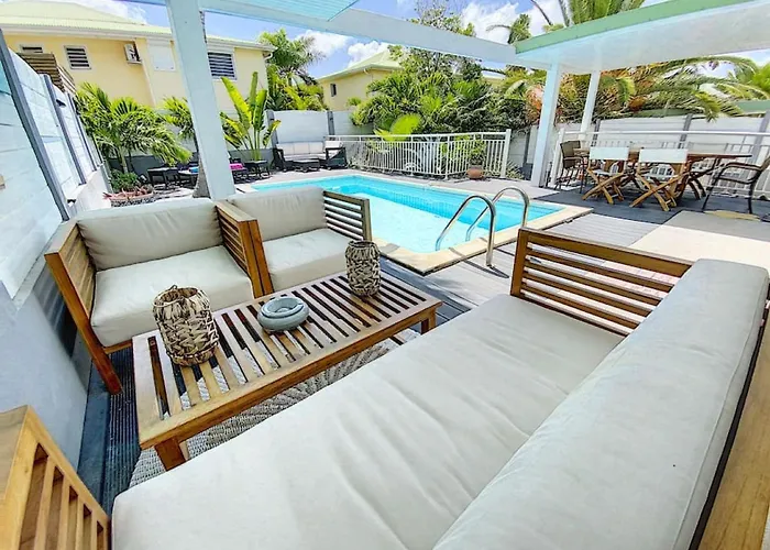 Villa Zandoli, Walkable Orient Bay Beach, Private Pool