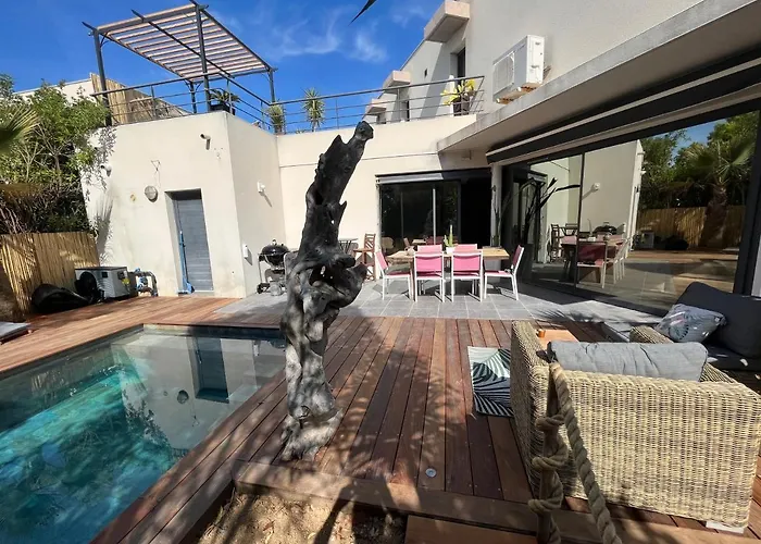 Villa Flamant Rose 5 Etoiles Bord De Mer Quartier Villeroy Sète