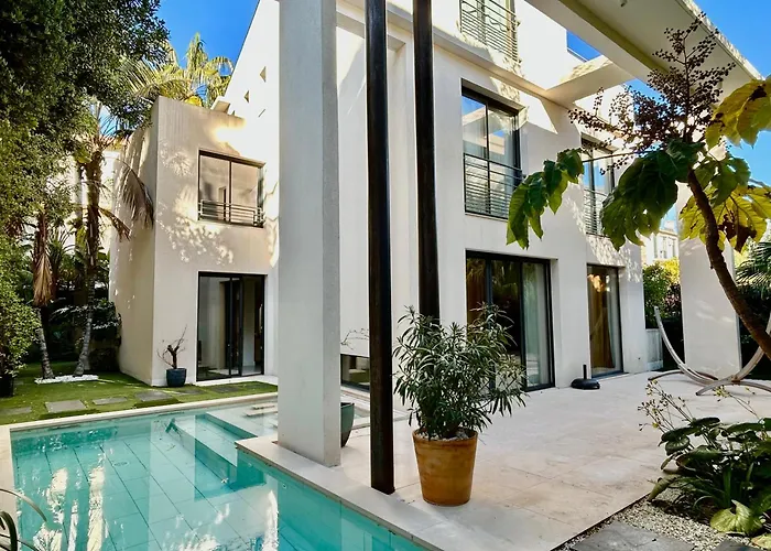 Rumah Bali Cannes