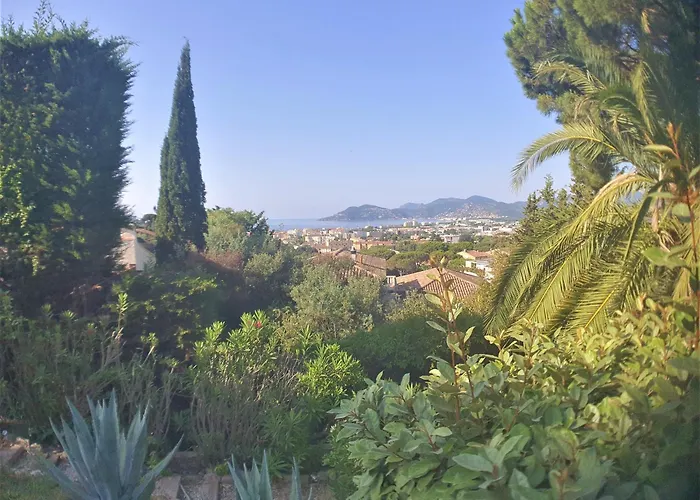 Villa 8 pers à Cannes Spacieuse, piscine vue mer