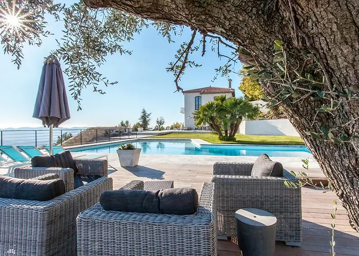 Maison Saint Christophe Grasse